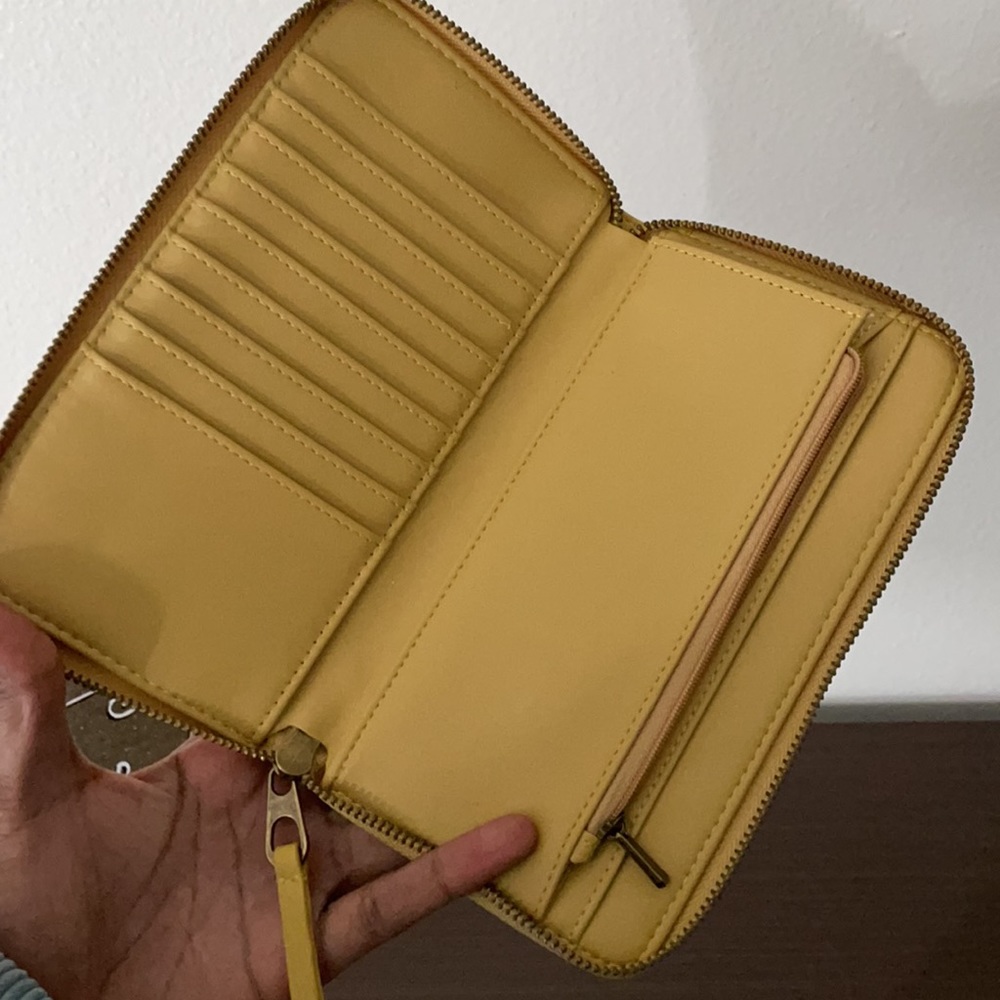 Wallet - Picture 2 of 2